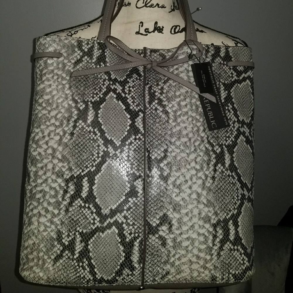 Banana Republic Snakeskin Design Leather Tote Bag - Picture 1 of 7